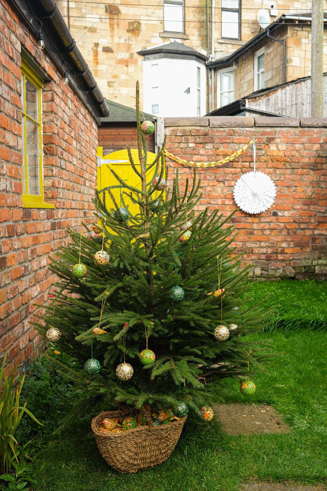 Emerald Green and Gold Bauble